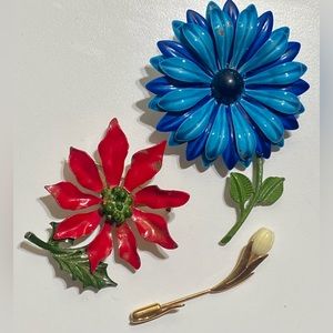 3 Vintage Flower Pins/Brooches